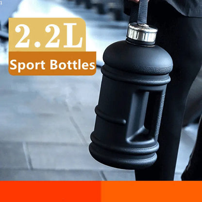 2200ml Large Capacity Plastic Sports Bottle